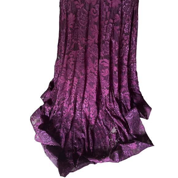 La Femme Women's 8 Dark Berry Deep V-neck Stretch Sparkle Embellished Lace Gown - Picture 10 of 16